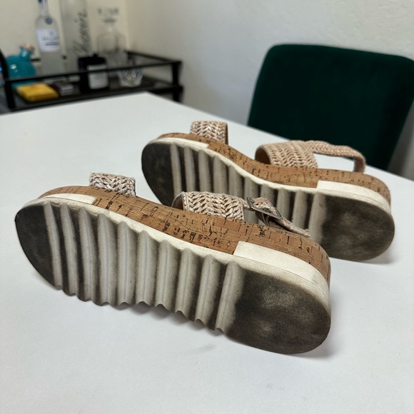 Steve Madden summer sandals. - Picture 4 of 4